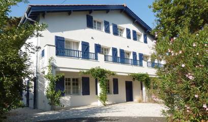 Chambre d’hôte pour 2 personnes, avec jacuzzi et jardin en Pyrénées-Atlantiques