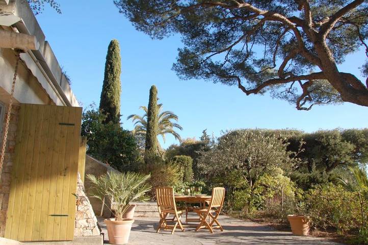 Ferienwohnung für 4 Personen, mit Ausblick und Garten in Cassis - 3