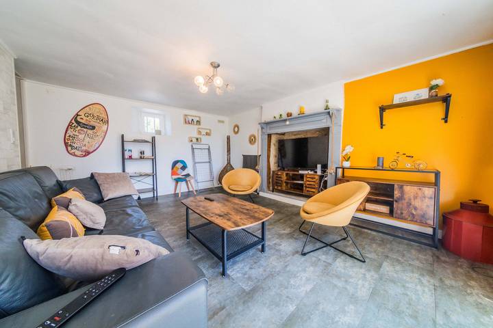 Location de vacances pour 6 personnes, avec jardin à Beynat