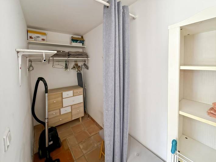 Gîte pour 3 personnes, avec Terrasse dans Plage de la Bouillabaisse - 3