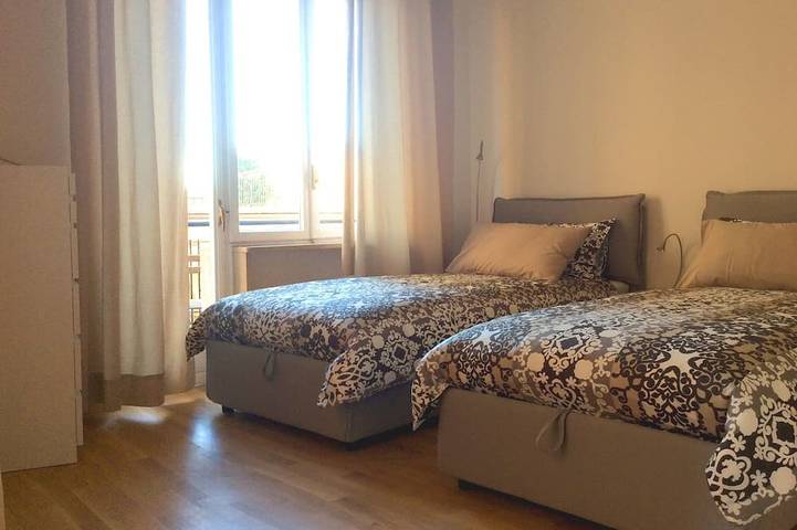Entire apartment, Lilly Rose Apartment in Alba, Langhe