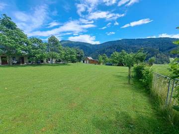 Gîte pour 4 personnes, avec jardin ainsi que vue et piscine, animaux acceptés à Tolmin