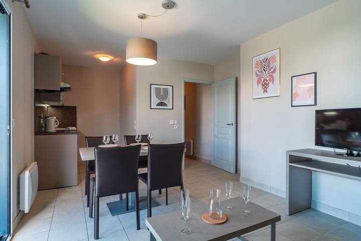 Appartement de vacances pour 4 personnes, avec Balcon ainsi que Jardin et Piscine à Concarneau