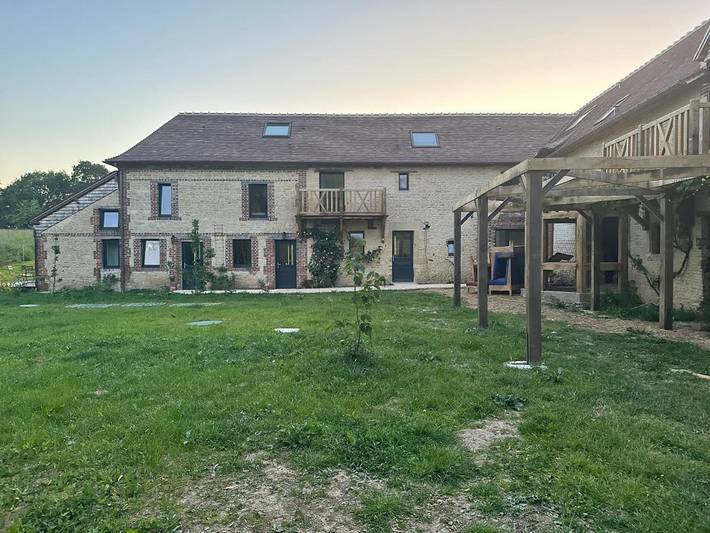 Location de vacances pour 8 personnes, avec jardin ainsi que vue et vue sur le lac à Neauphe-sur-Dive - 2