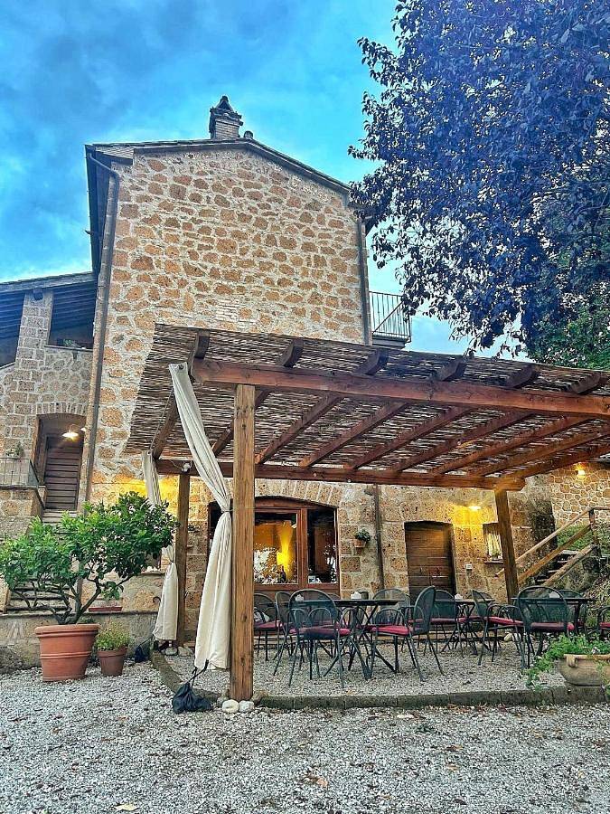 Villa per 9 persone, con Idromassaggio e Terrazza nonché Giardino e Panorama a Orvieto