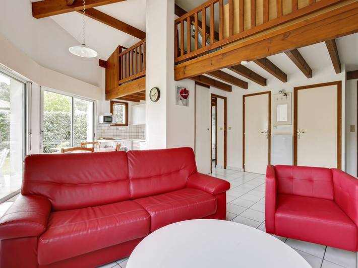 Location de vacances pour 5 personnes, avec terrasse et jardin à Biscarrosse - 3