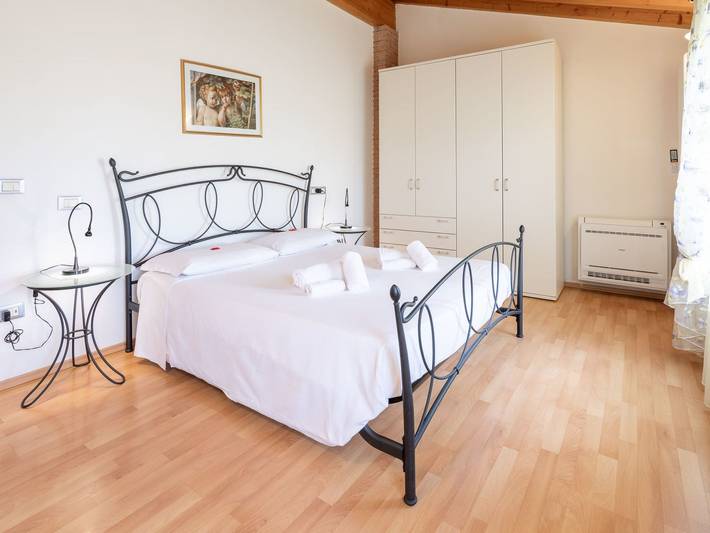 Agriturismo per 4 persone, con giardino a Valeggio sul Mincio