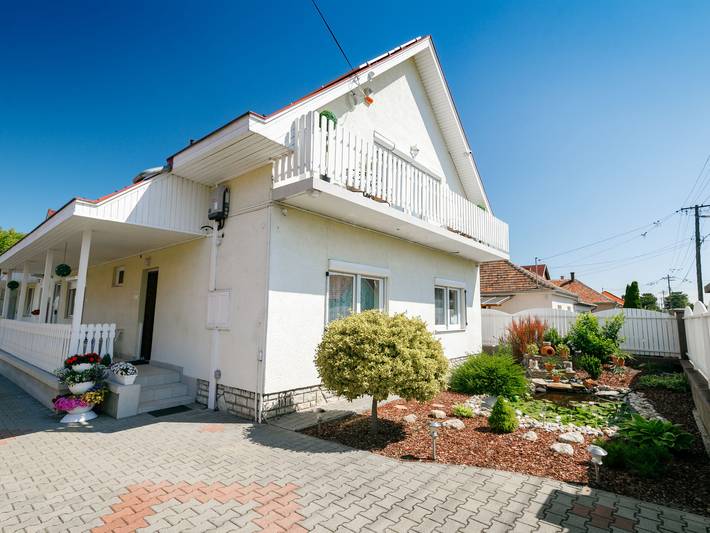 Ferienwohnung für 6 Personen, mit Garten in Siofok