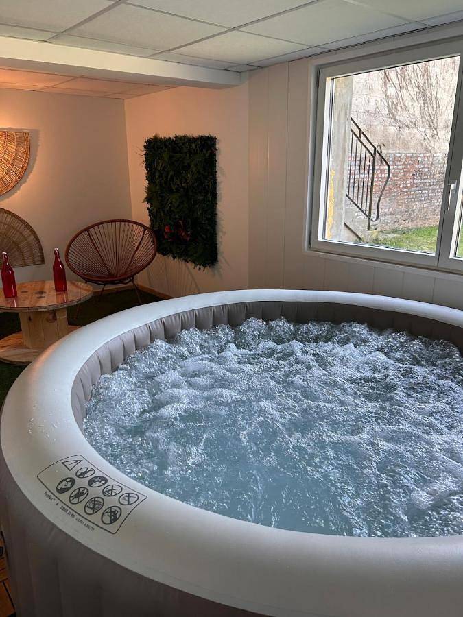 Gîte pour 8 personnes, avec vue et balcon dans Office De Tourisme De Crecy En Ponthieu - 2