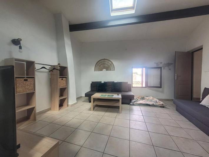 Gîte pour 4 personnes, avec vue à Saint-Mitre-les-Remparts - 2