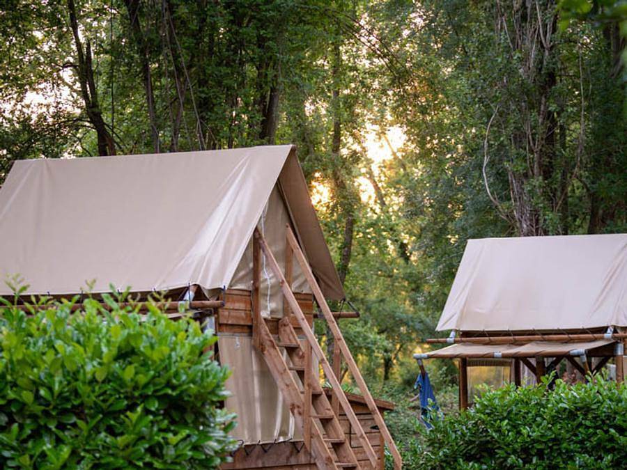 Camping Bois et Toilés - Insolite 2 personnes - Bivouac Avec literie. in Saint-Rambert-d'Albon, Région de Valence