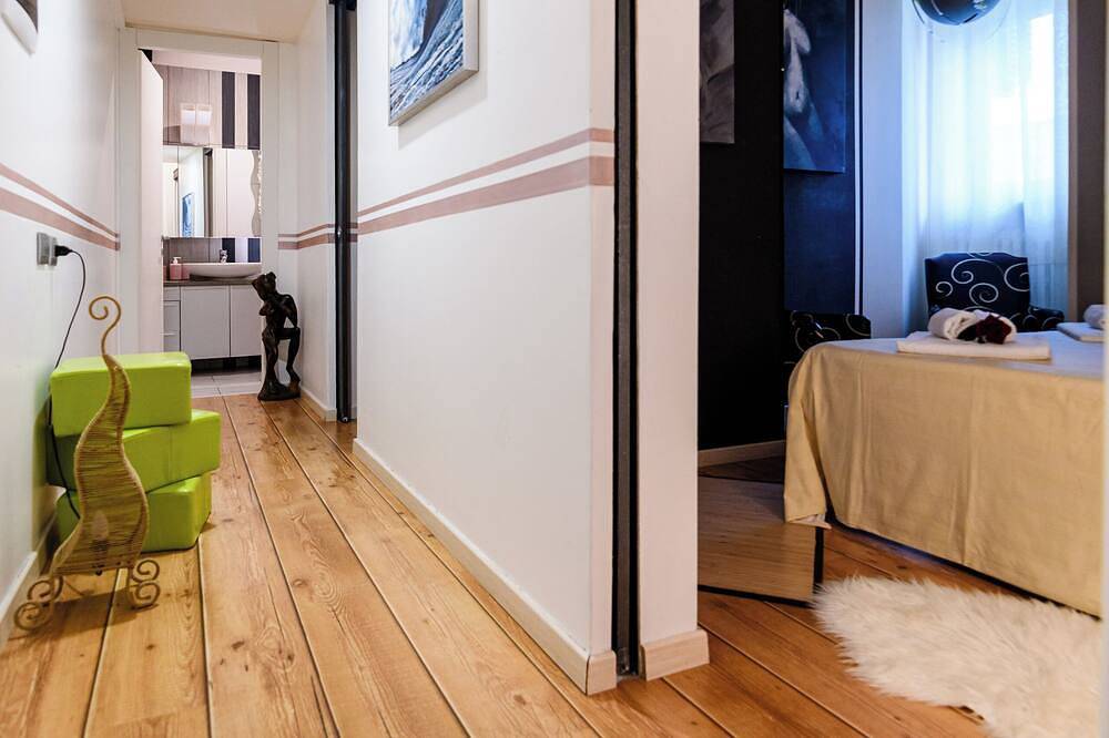 Appartement entier, A deux pas des tours du Vin au centre de Tartufo in Alba (Piemont), Langhe