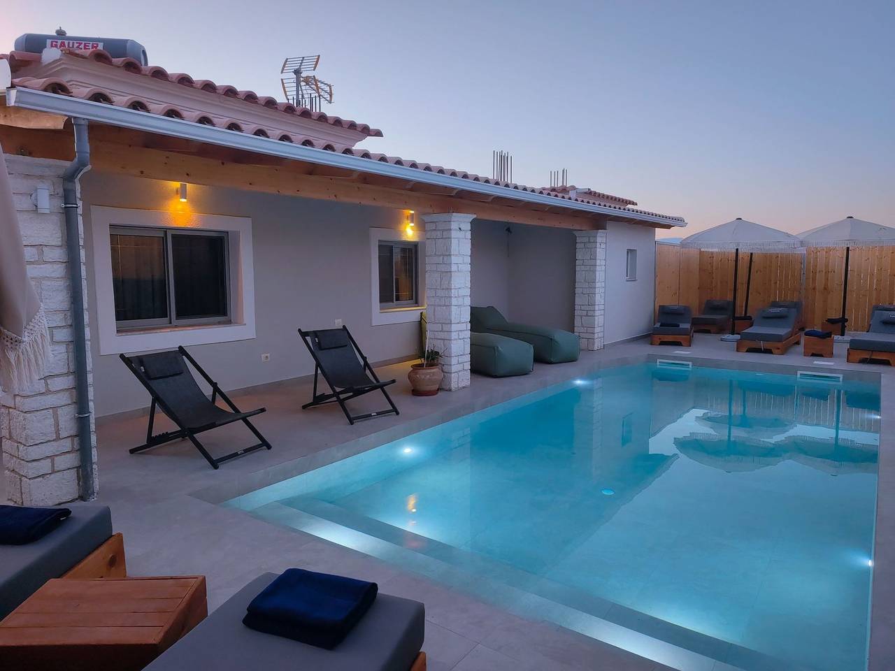 Entdecken Sie die ruhige Opulenz der Luxusvilla Levanda in Südalbanien in Ksamil, Vlorë