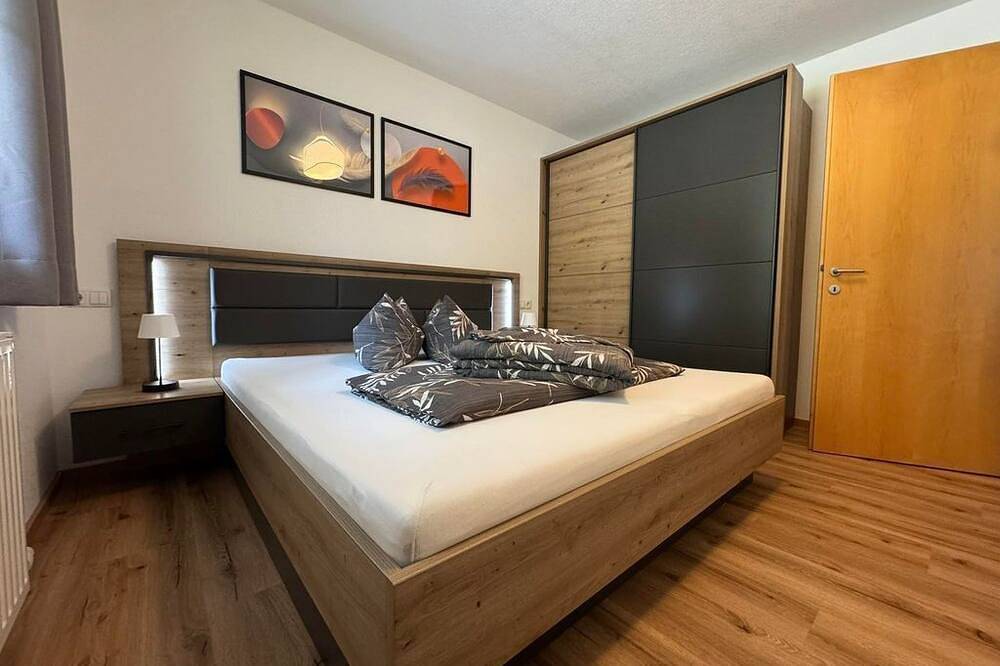 Ganze Wohnung, Ferienwohnung Höllrigl - Ferienwohnung in Kaunergrat, St. Leonhard im Pitztal