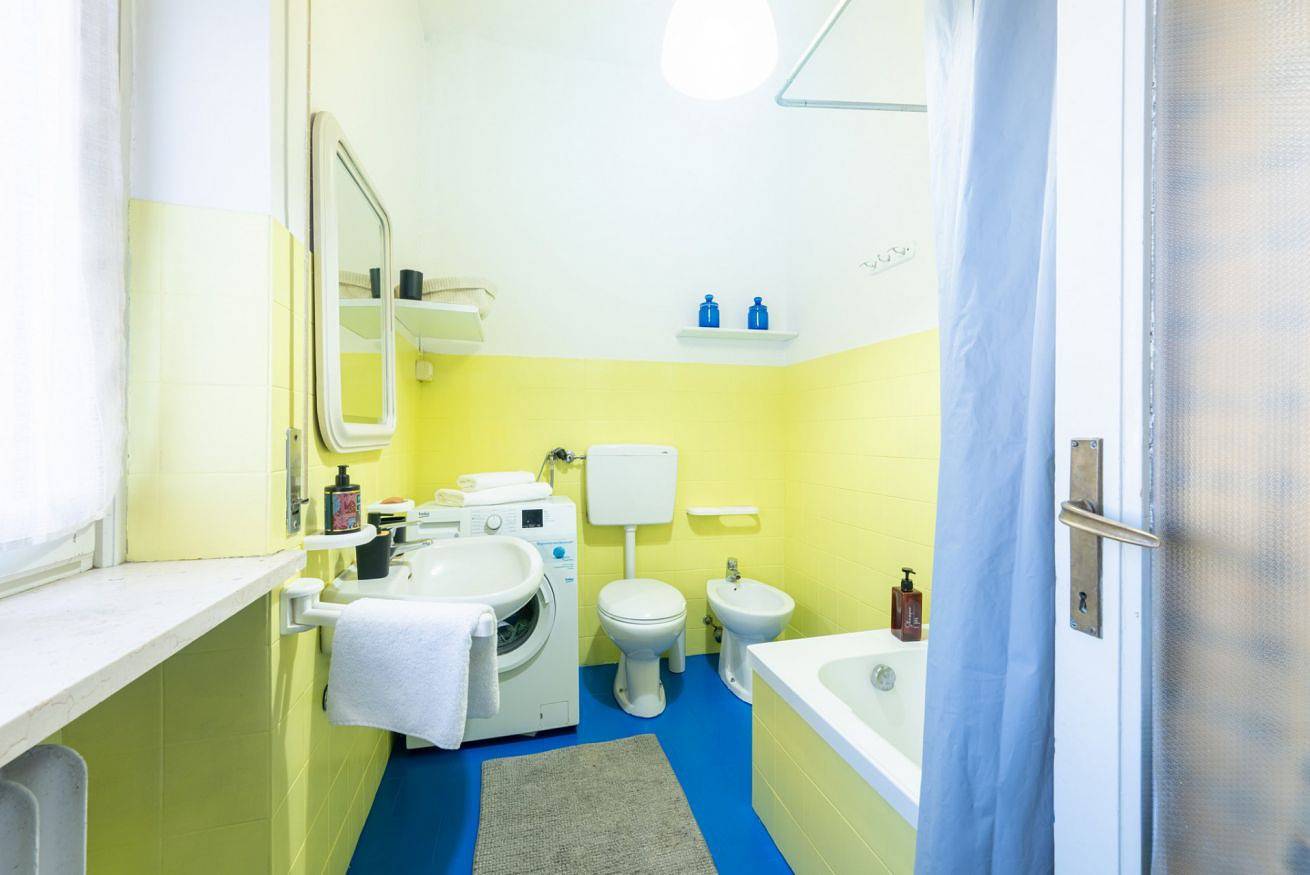 Geheel appartement, Guesthost - Santa Croce Cozy Flat with Balcony in Parma, Provincie Parma