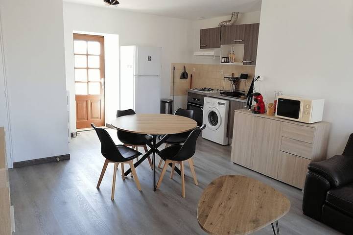 Gîte pour 4 personnes dans Montsalvy