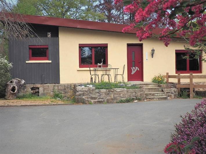 Location de vacances pour 9 personnes, avec Terrasse et Jardin à Saint-Genest-Malifaux