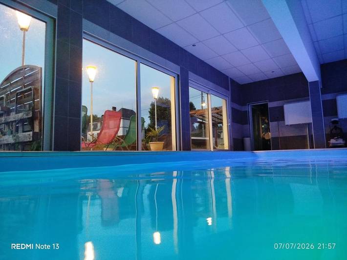 Maison de vacances pour 6 personnes, avec Terrasse et Jardin ainsi que Piscine et Sauna