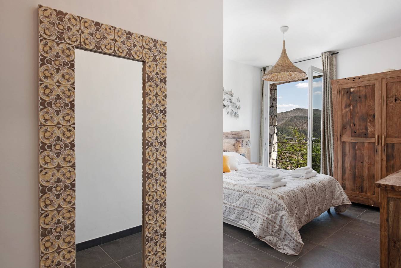 Appartamento intero, Appartamento di vacanza "Villa Lice - Coronata" con vista sulle montagne, piscina in comune e Wi-Fi in Casarza Ligure, Riviera di Levante