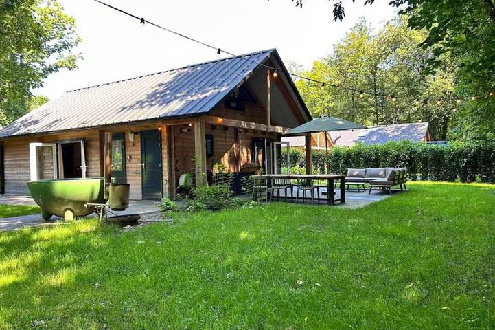 Vakantiehuis voor 6 personen, met tuin en whirlpool - 1
