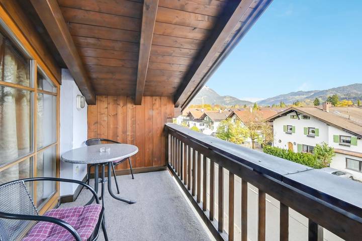 Appartement entier, Katharinenhof Appartement de vacances "Zugspitze" avec balcon, vue sur la montagne et Wi-Fi in Garmisch-Partenkirchen, Alpes bavaroises