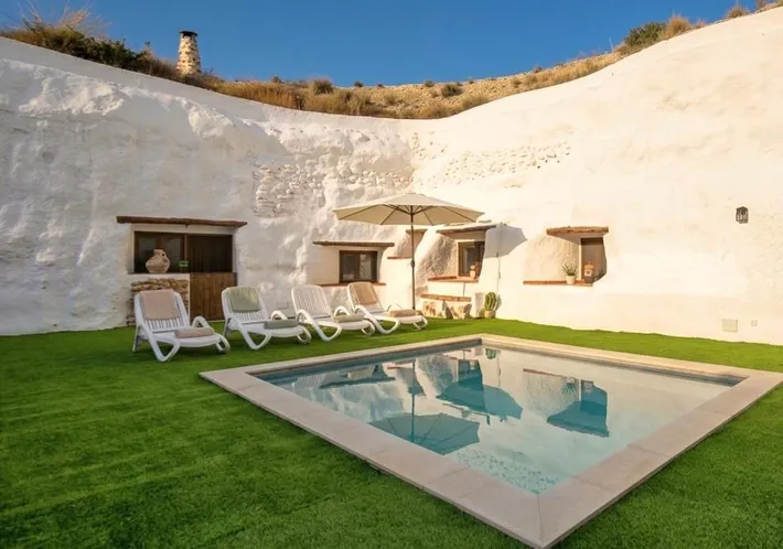 Maison de vacances pour 6 personnes, avec vue ainsi que piscine et jardin - 1
