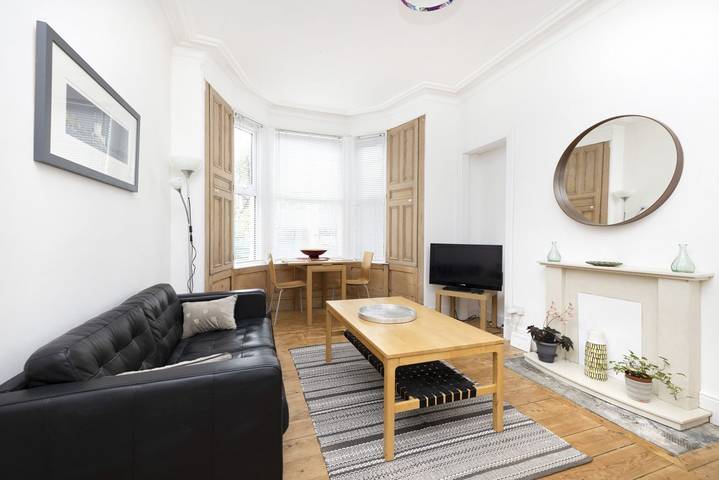 Ganze Wohnung, Ferienwohnung für 2 Personen mit Garten in Leith, Edinburgh
