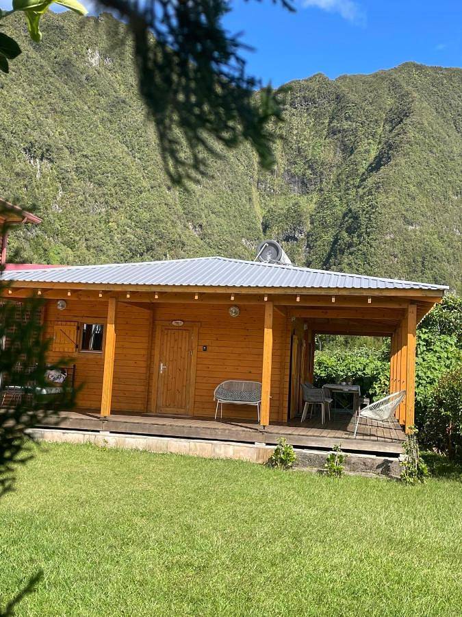 Gîte pour 3 personnes, avec vue ainsi que terrasse et jardin à La Plaine-des-Palmistes - 4