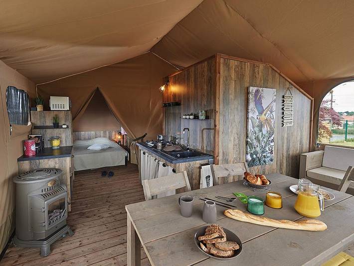 Location de vacances pour 4 personnes, avec terrasse et piscine à Saint-Maime - 4