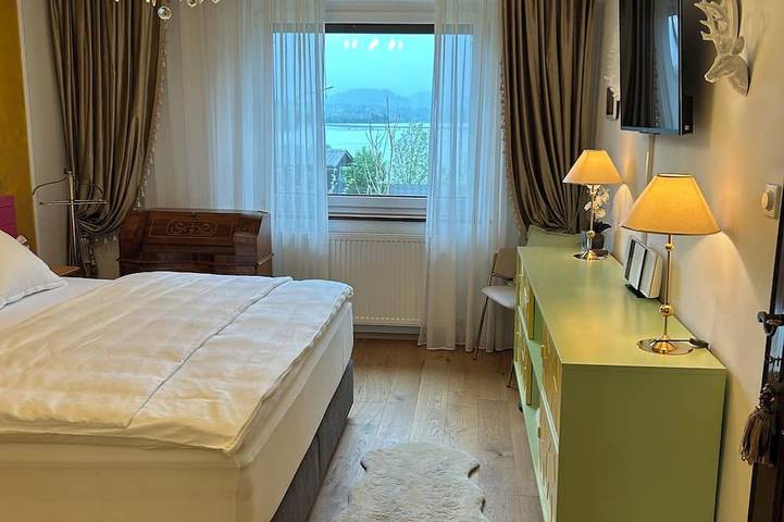 Ganze Wohnung, Golden Rooms Exklusiv Apartment für 2 Erwachsene und 1 Kind in Völkermarkt, Lavanttaler Alpen