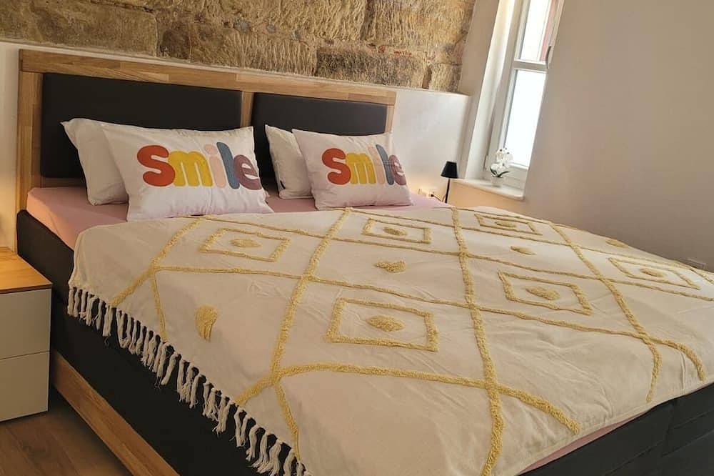 Ganze Wohnung, Gemütliche Ferienwohnung in altem Bauernhof neu renoviert 2025 in Strullendorf, Landkreis Bamberg