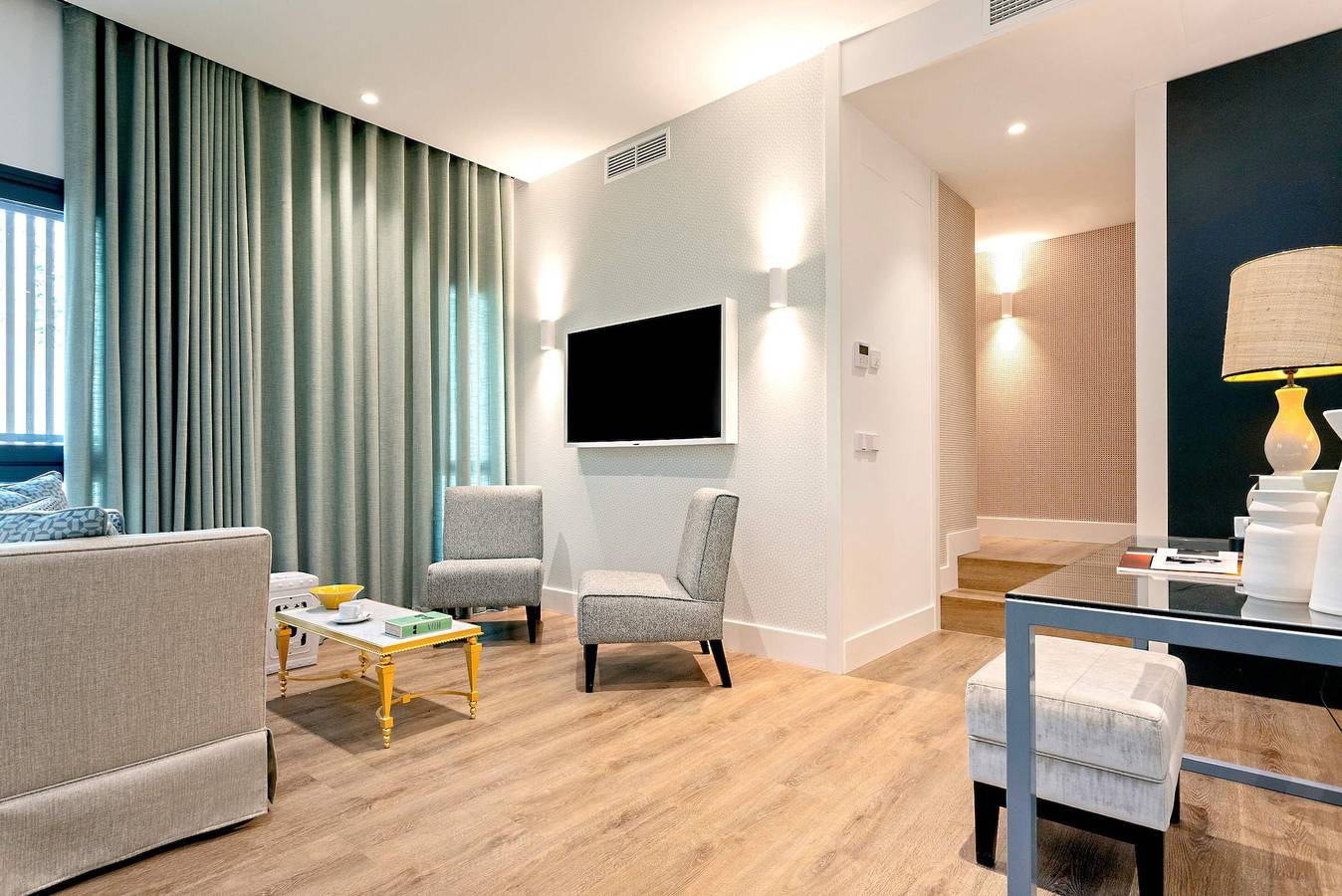 Entire apartment, Luxury apartment near Torre del Oro. Betis Vi in Central Seville, Sevilla