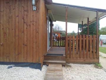 Chalet pour 4 personnes, avec balcon dans la Meuse
