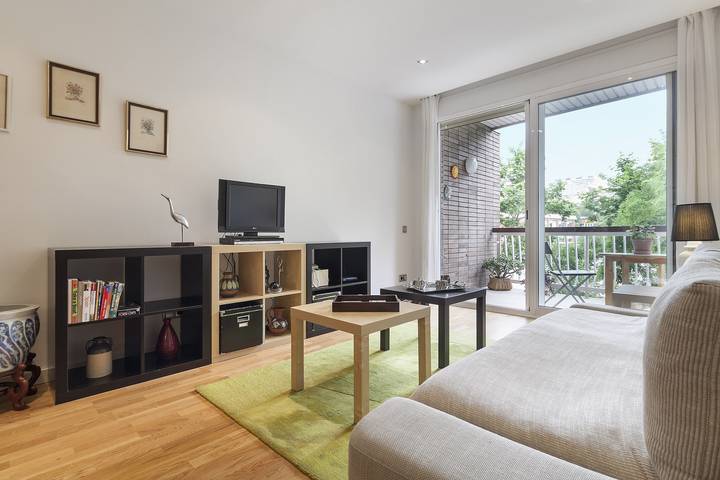 Apartamento para 8 personas, con Balcón y Terraza en Gracia