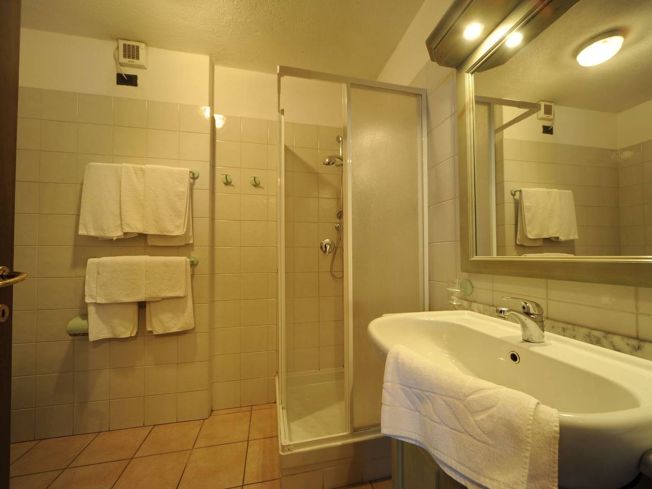 Apartamento entero, Zwei-Zimmer-Wohnung Classic 4 p. l. Villa Frejus in Bardonecchia, Provincia de Torino