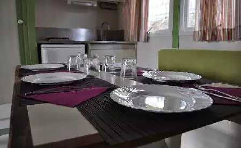 Camping für 6 Personen, mit Kinderpool an der Costa Brava - 4