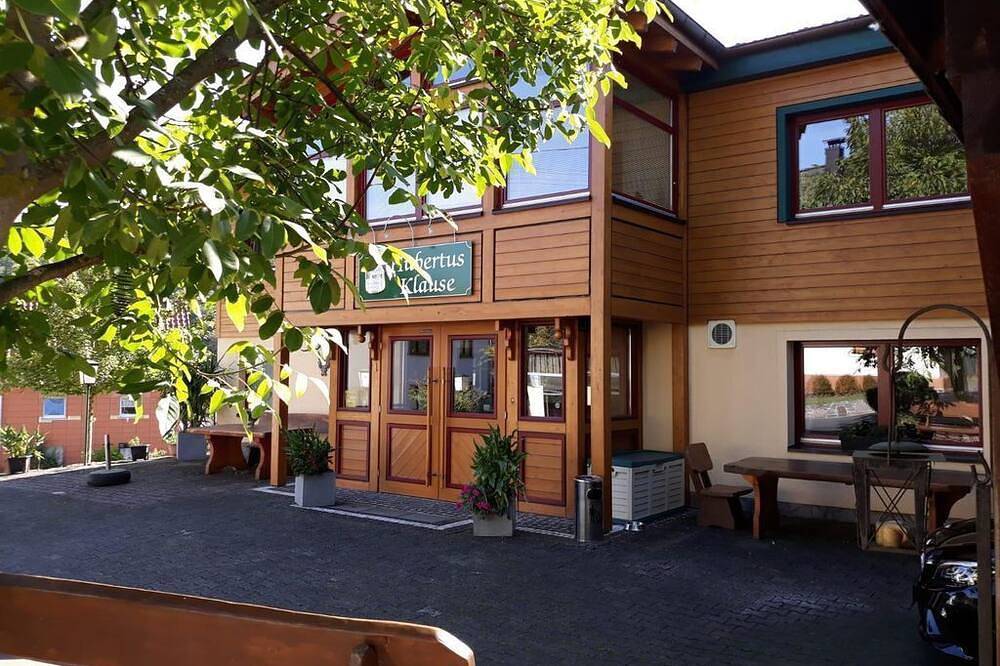 Ganze Wohnung, Ferienwohnung Hubertusklause - 3-Bettwohnung in Montabaur, Lahn-Taunus