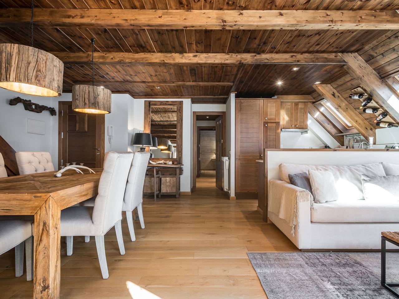 Entire apartment, Luxury duplex for 8 with parking at Baqueira Beret in Baqueira, Naut Aran