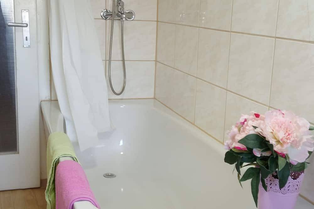 Ganze Wohnung, Schnuckeliges Paradies A in Waldbrunn, Neckar-Odenwald-Kreis