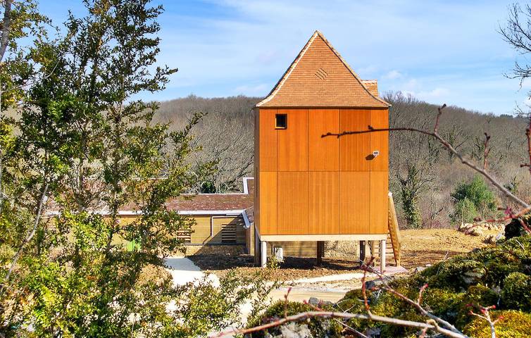 Location de vacances pour 2 personnes, avec Terrasse à Sorges