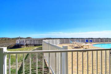 Vacation Rental for 8 Guests in Port Aransas, Mustang Island, Picture 3