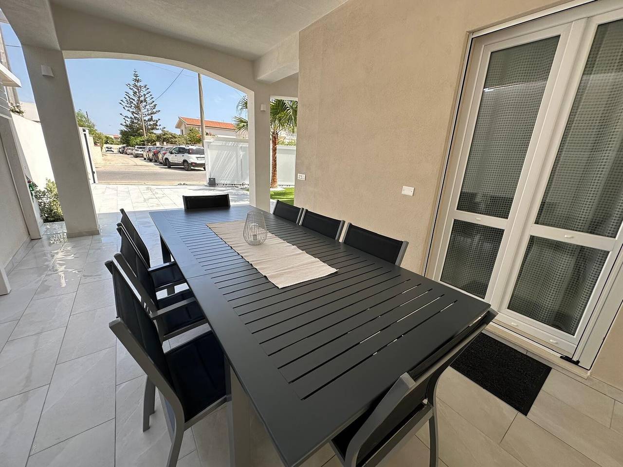 Villa 'Kennedy' con vistas al mar, piscina privada y aire acondicionado in Santa Maria del Focallo, Ispica