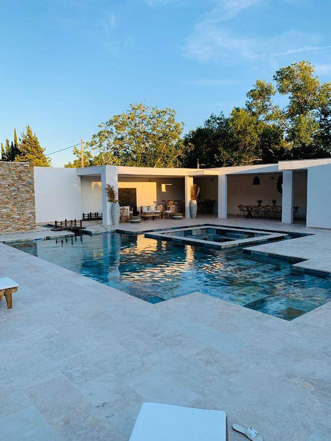 Casa de vacaciones para 4 personas, con terraza y piscina - 1