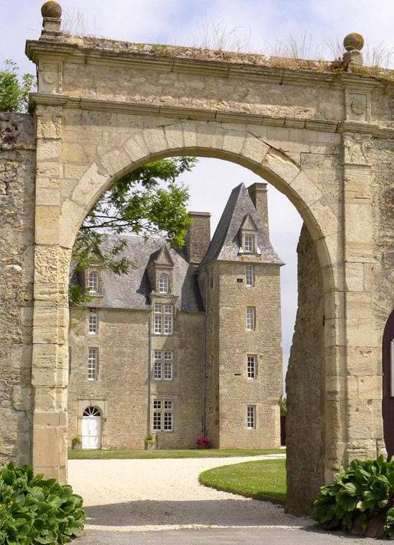 Chambres d'hôtes Château Saint Pierre - Chambre Jean in Saint-Benoît-de-l'Aure, Région de Bayeux