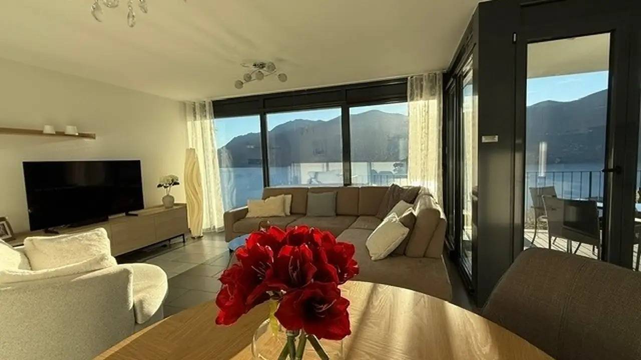 Ganze Ferienwohnung, Ferienwohnung für 4 Personen (100 m²) in Brissago in Porta (Brissago), Brissago