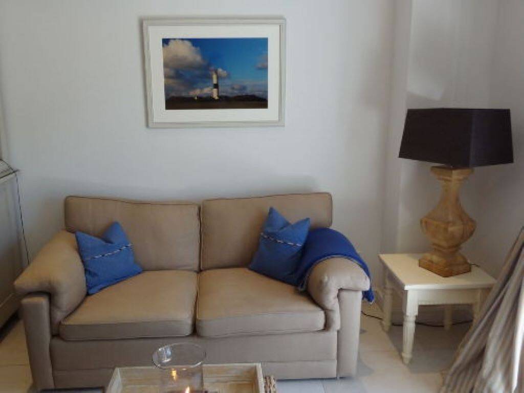 Ferienhaus 'Sylthus-Haithabu' mit privater Terrasse, privatem Garten und Wi-Fi in Wenningstedt, Sylt