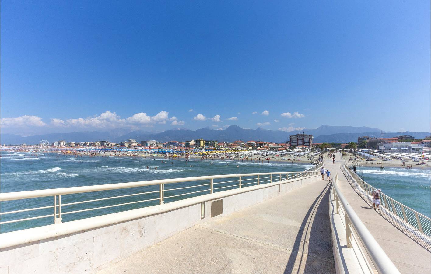 Retiro junto a la piscina con aparcamiento y hoguera in Camaiore, Costa de la Maremma