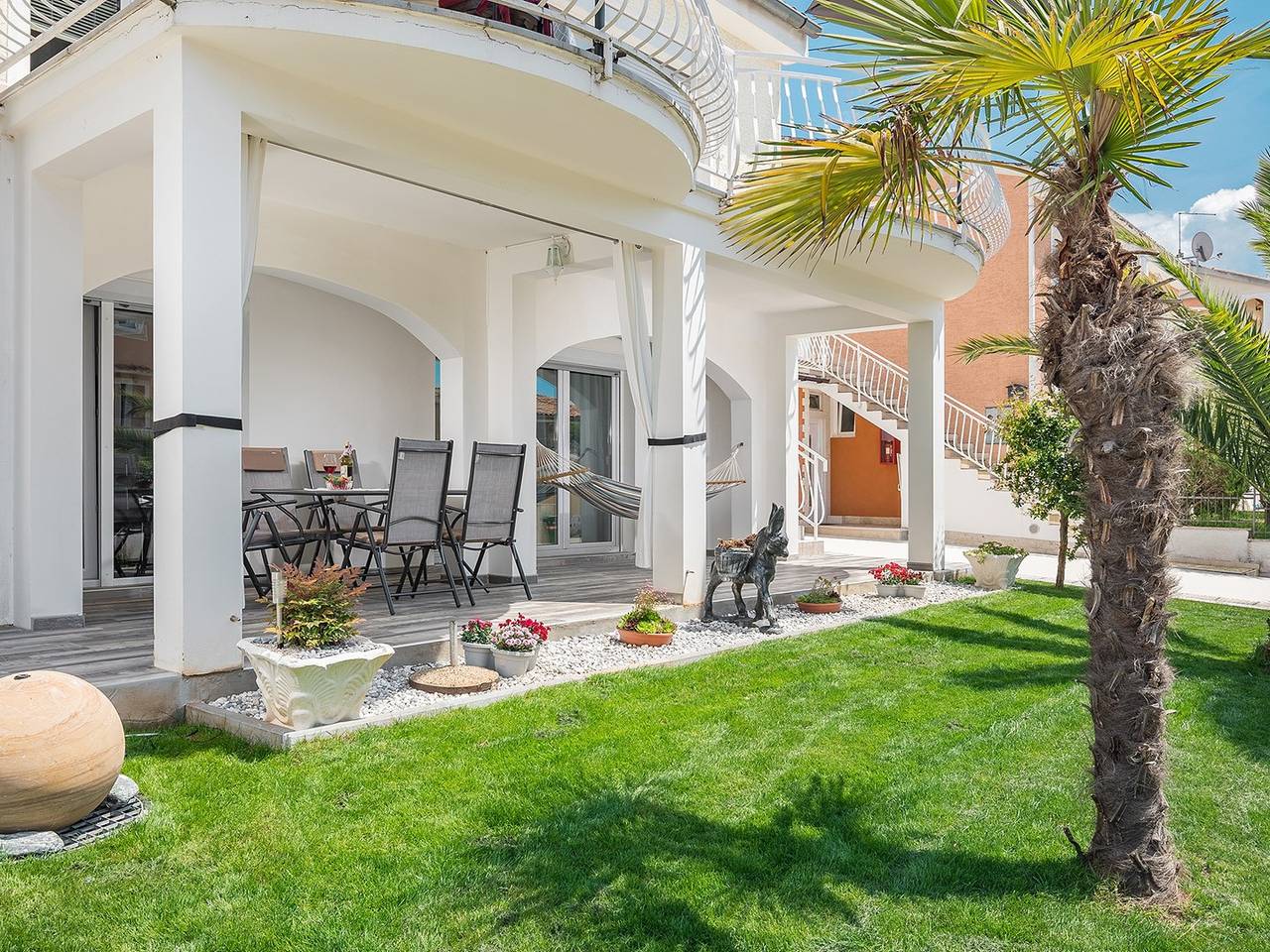 Ganze Wohnung, Neue und moderne stilvolle Wohnung mit 3 Schlafzimmern in einer der besten Lagen in Porec in Poreč, Porec und Umgebung