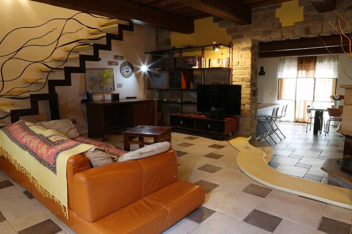 Casa Vacanze 'Natura Mia' with Private Pool, Wi-Fi, and Air Conditioning in San Miniato, Pisa Province