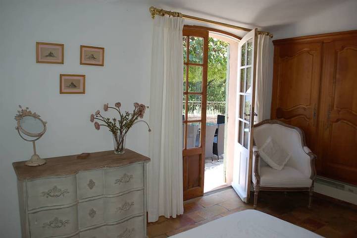 Villa Geräumige und authentische Südlage Pool und Terrassen in Bargemon, Draguignan Region